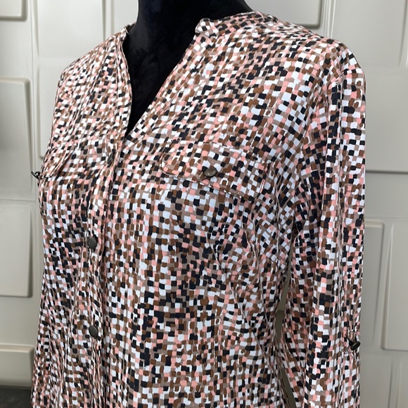 Laura Scott Tops - Laura Scott blouse top shirt peach white brown black long sleeve Size Small